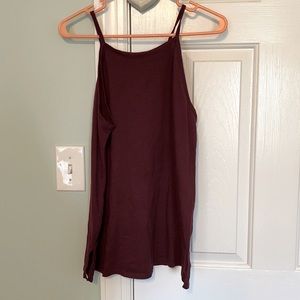 Maroon tank